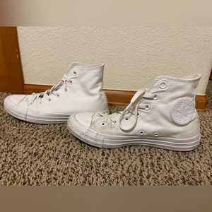 Converse Chuck Taylor- All White, size 7